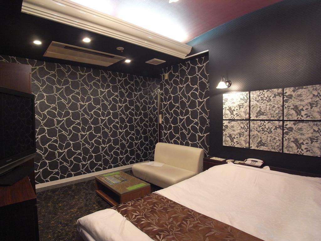 ホテル カルネヴァール 男塾ホテルグループ (Adults Only) Himeji Habitación foto